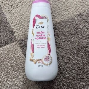 Dove Limited Edition Holiday Treats Body Wash Frosted Plum Berry 20oz Bottle